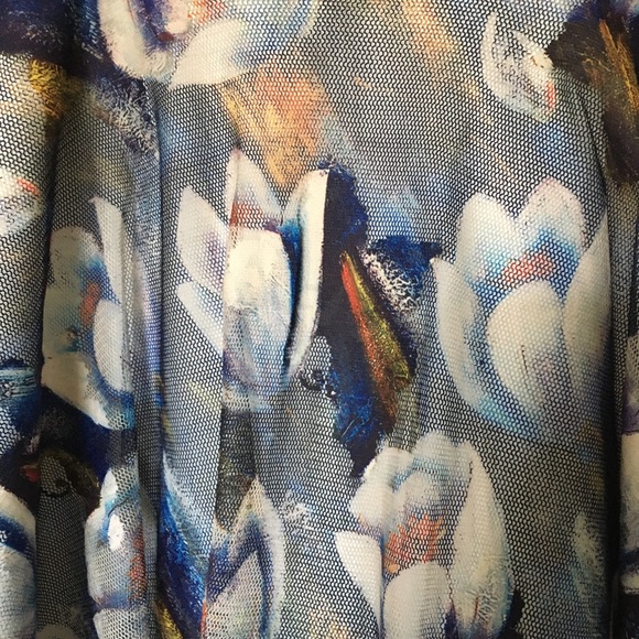 Mine Korea. Mesh overlay flare skirt medium - Picture 2 of 4